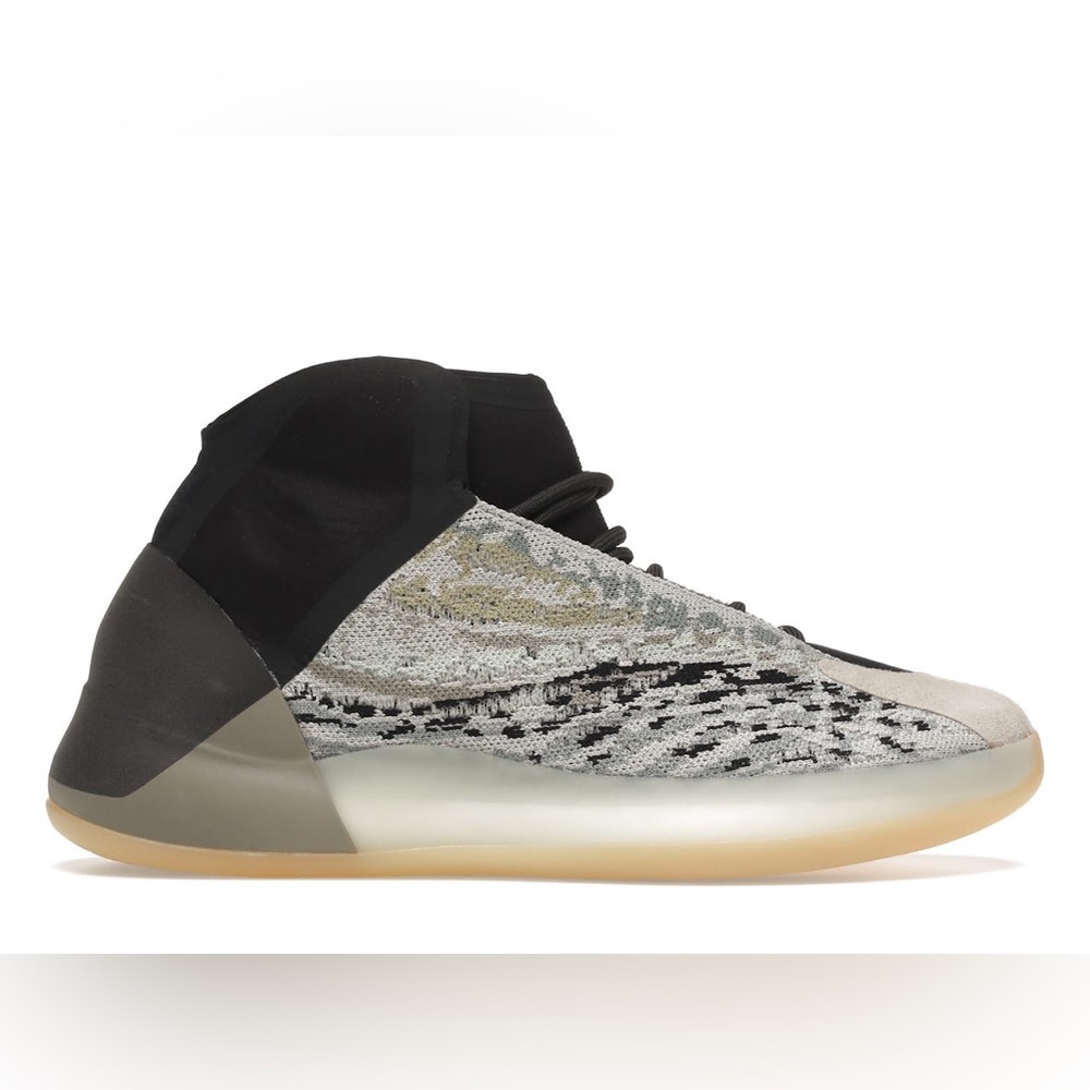 adidas Yeezy QNTM “Sea Teal” – Size 5.5